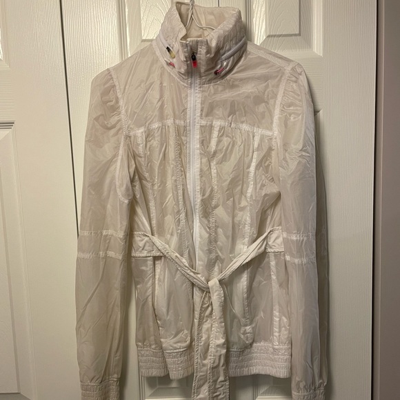 Lululemon jacket - Picture 1 of 3